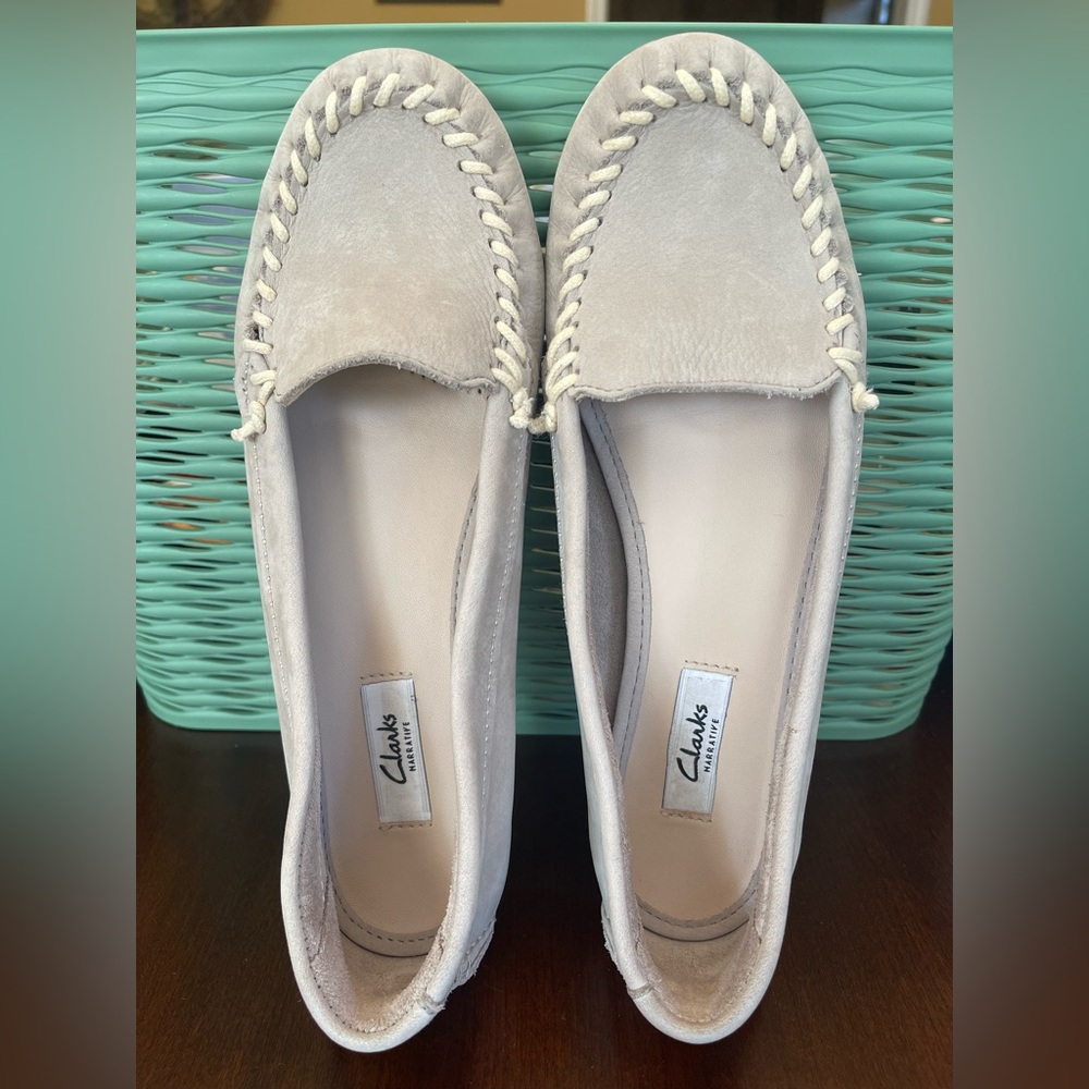 CLARKS Women's Evesham Melody Loafers - Picture 5 of 8